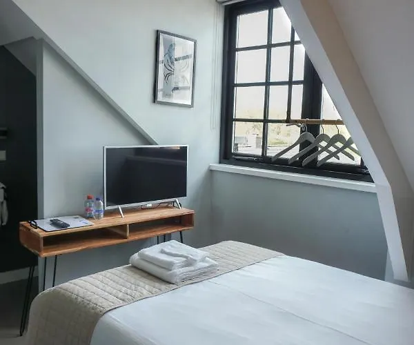 “威廉斯塔德瓦彭酒店” 酒店 3*