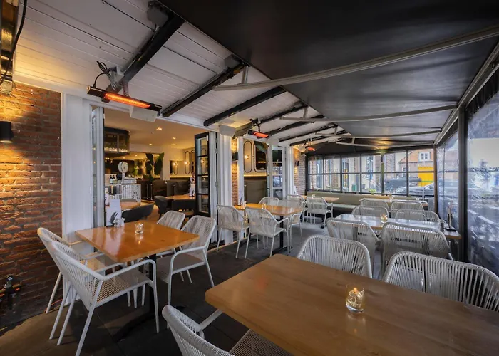 “威廉斯塔德瓦彭酒店” 3* 威廉斯塔德