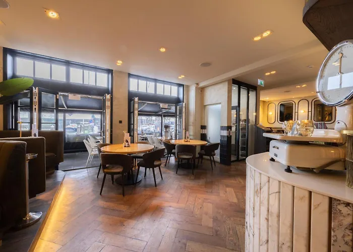 “威廉斯塔德瓦彭酒店” 酒店