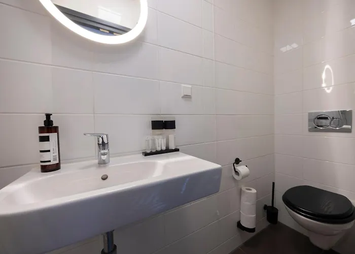 “威廉斯塔德瓦彭酒店”