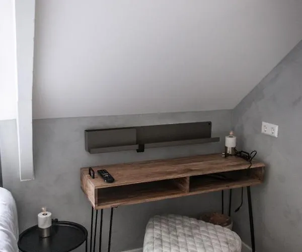 “威廉斯塔德瓦彭酒店” 酒店